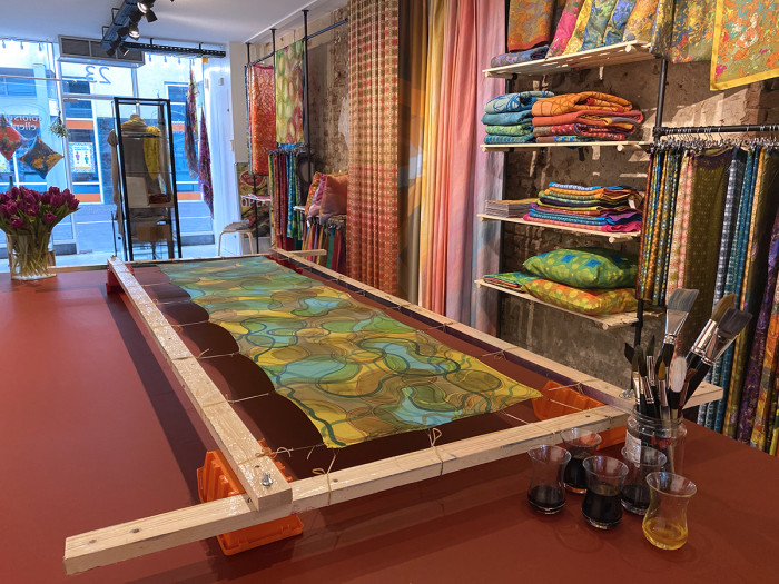  1 day workshop silk painting