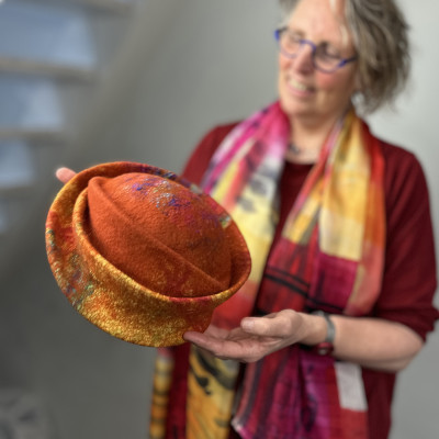 Silk painting meets hat making