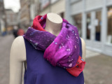 Festive Scarf for a Purple/Red Dress